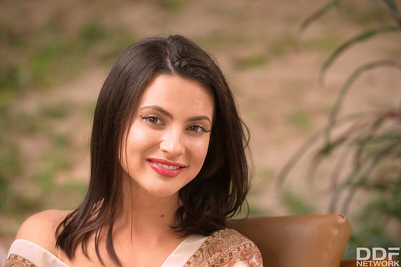 Ксения, 24